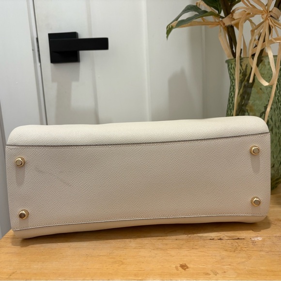 Coach Mini Darcy Carry All Bag With Wristlet Gold Chalk Color. Set! - Picture 7 of 11